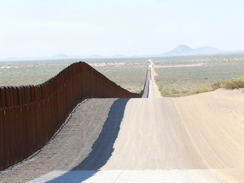 Adult Ed, Sep 21, 9:45am
VIDEO. Whenever the topic of immigration is raised, most folks immediately begin discussing (or arguing) about politics or political solutions. As people of faith, we need to bring our faith values into this arena. The Rev. Dr. John Nelsen updates us on what is happening at the border and how our faith must shape our perspectives.