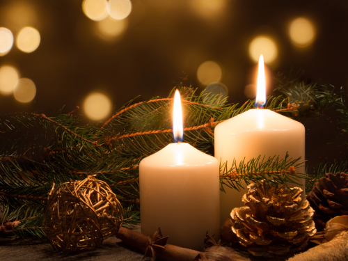 Worship, Dec 24, 5pm & 8pm
VIDEO. Join Pastor Andrew to celebrate the birth of the Christ child as we hold two services on Christmas Eve. Our 5:00 service embraces the families with candles, songs, bells, and youth participation. Our 8:00 service is a traditional worship service with candles, songs, and our trumpeter Jan McDonald.