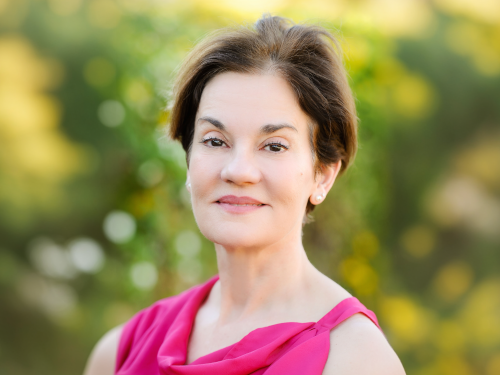 TGIF, Aug 1, 5:30pm
Begin your weekend with the talented Kimberly Marshall as she takes your breath away with the organ at our Friday night concert. Sanctuary doors open at 5:15 pm and the concert begins at 5:30. The concert is free with donations accepted.