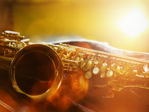 Closeup photo of a saxaphone