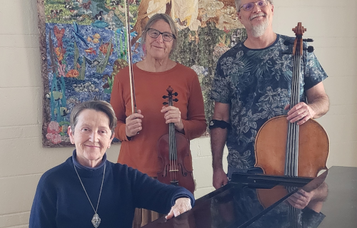 Picture of Robi Mulford (violin), Max Light (cello), and Alicia Solomon (piano)