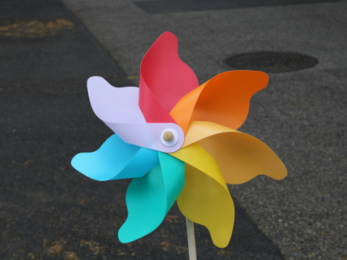 Rainbow plastic wind spinner pinwheel