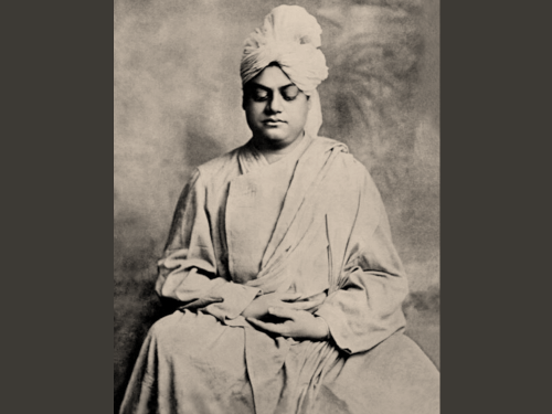 Image of Swami Vivekanda in monk's robe